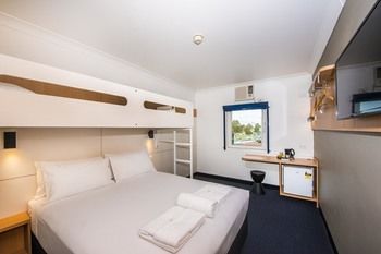 Ibis Budget Casula Liverpool - New Castle Holiday 46