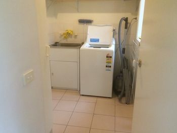 Australian Home Away Ringwood @ Bardia - New Castle Holiday 7