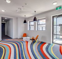 The Star Apartments - New Castle Holiday