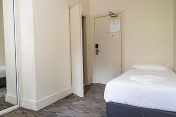 Criterion Hotel Sydney - New Castle Holiday 4