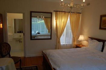 Bluebell Bed & Breakfast - New Castle Holiday 6