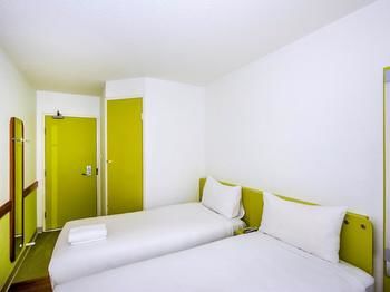 Ibis Budget St Peters - New Castle Holiday 24