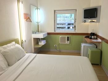 Ibis Budget Campbelltown - New Castle Holiday 10