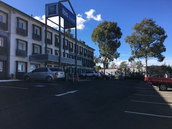 Ibis Budget Campbelltown - New Castle Holiday 13