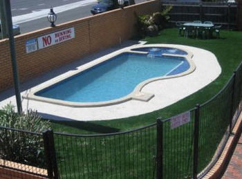 Carnegie Motor Inn - New Castle Holiday 2