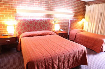 Carnegie Motor Inn - New Castle Holiday 6