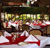 Airport Motel Sir Francis Drake - New Castle Holiday
