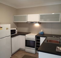 Dungowan Waterfront Apartments - New Castle Holiday