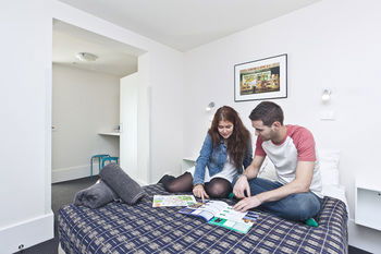 Melbourne Central YHA - Hostel - New Castle Holiday 7