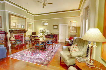 Simpson Of Potts Point - New Castle Holiday 2