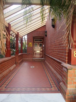 Simpson Of Potts Point - New Castle Holiday 19