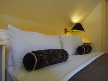 Simpson Of Potts Point - New Castle Holiday 31