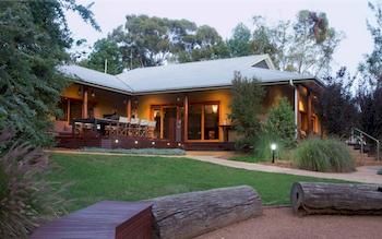 Zoofari Lodge, Taronga Western Plains Zoo - New Castle Holiday 5
