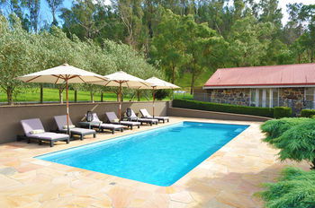 Araluen Villas - New Castle Holiday 5