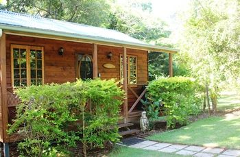 Sunshine Valley Cottages - New Castle Holiday 10