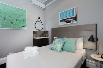 Alison Lodge - New Castle Holiday 19