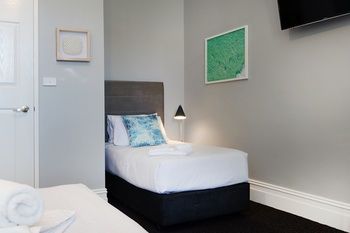 Alison Lodge - New Castle Holiday 22