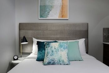 Alison Lodge - New Castle Holiday 25