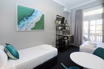 Alison Lodge - New Castle Holiday 28