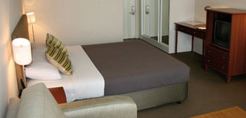 No 95 Accommodation - New Castle Holiday 8