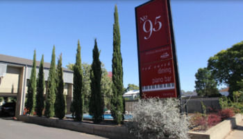 No 95 Accommodation - New Castle Holiday 10