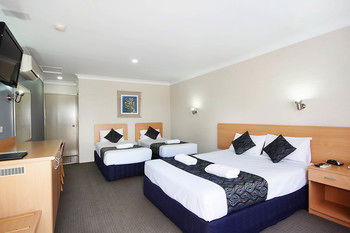 Edward Parry Motel & Apartments - New Castle Holiday 6