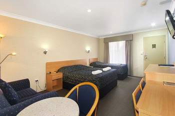 Edward Parry Motel & Apartments - New Castle Holiday 9