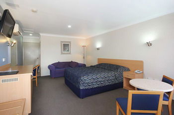 Edward Parry Motel & Apartments - New Castle Holiday 12