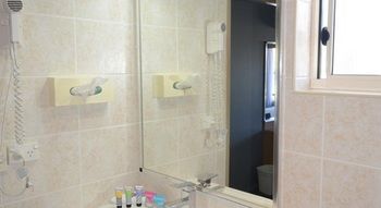 Edward Parry Motel & Apartments - New Castle Holiday 27
