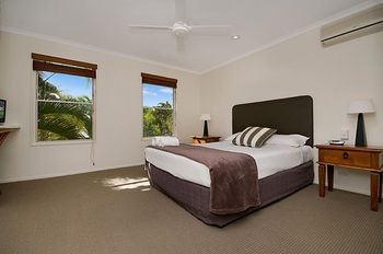 Skippers Cove Waterfront Resort - New Castle Holiday 6
