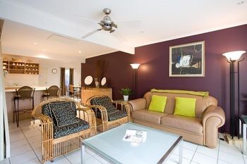 Skippers Cove Waterfront Resort - New Castle Holiday 17