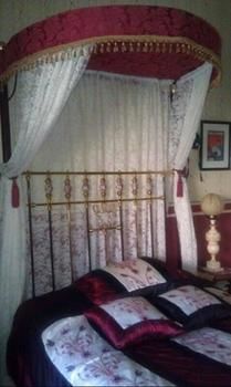 Sirens Bed & Breakfast - New Castle Holiday 4