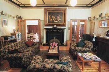 Sirens Bed & Breakfast - New Castle Holiday 8