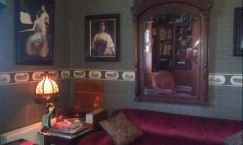 Sirens Bed & Breakfast - New Castle Holiday 12