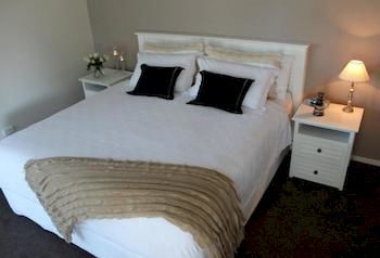 Breeze Bed And Breakfast - New Castle Holiday 9