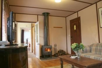 Steindorf Cottages - New Castle Holiday 8