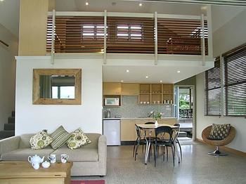 Elfin Hill Country Accommodation - New Castle Holiday 2