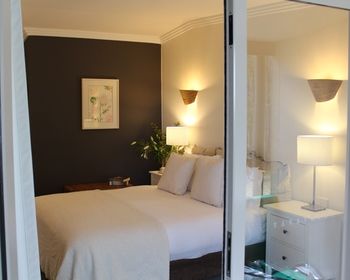 Elfin Hill Country Accommodation - New Castle Holiday 12