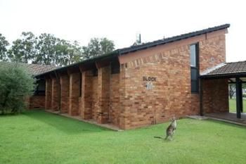 Hunter Valley Hotel Academy - New Castle Holiday 5