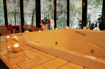 Merrow Cottages - New Castle Holiday 13