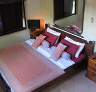 Noosa Edge Nudist Retreat - New Castle Holiday