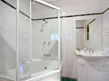 The Acreage B&B - New Castle Holiday 8