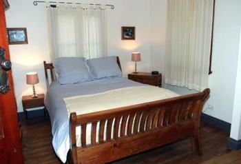 Sidney's Retreat - New Castle Holiday 2