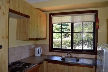 Katoomba Townhouses - New Castle Holiday 12