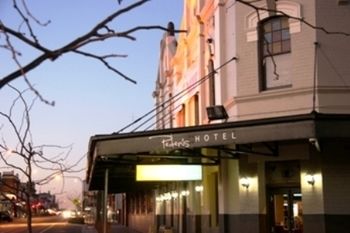 Peden's Hotel - New Castle Holiday 12