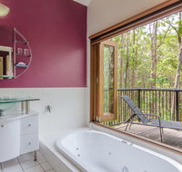 Amytis Gardens Retreat Spa and Cooking School - New Castle Holiday