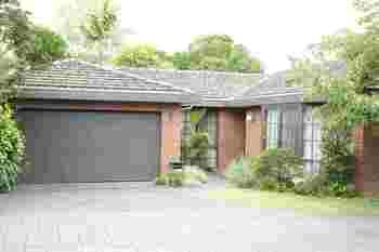 Hawthorn Holiday House - New Castle Holiday 7