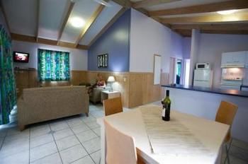 Toowoon Bay Holiday Park - New Castle Holiday 3