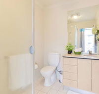 Anchor on Flinders Prime - New Castle Holiday