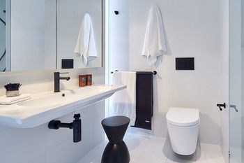 381 Cremorne - New Castle Holiday 4